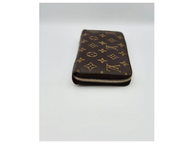 Louis Vuitton Cartera con Cremallera Monogram Fuchsia - vista 9