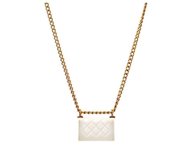 Chanel Borsa trapuntata bianca
Collana dorata - vista 2