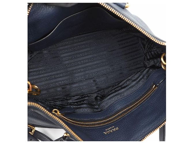 Prada Vitello Daino Schultertasche - Ansicht 9