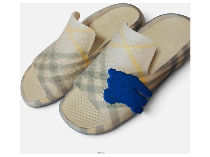 Burberry Sandali in gomma stampati Prosum - vista 5