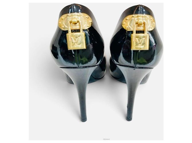 Louis Vuitton Décolleté peep-toe in vernice - vista 3