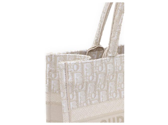 Dior Borsa Book Tote Medium in canvas con ricami Oblique dorati - vista 5
