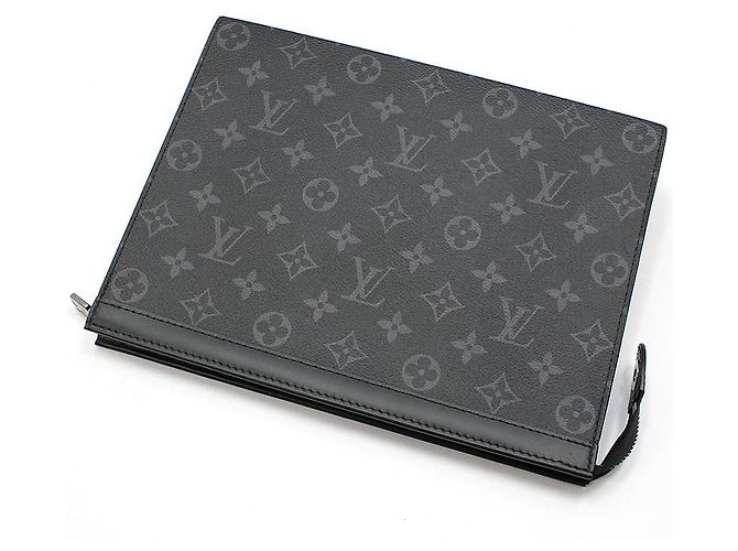 Louis Vuitton Pochette Voyage MM Monogram Eclipse - vista 4