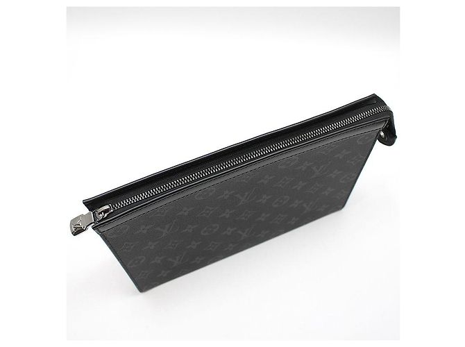 Louis Vuitton Pochette Voyage MM Monogram Eclipse - vista 6