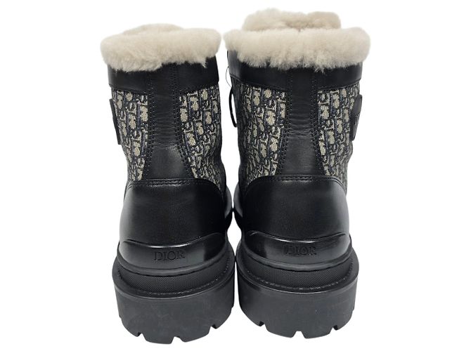 Dior Oblique Explorer Shearling Stiefeletten - Ansicht 4