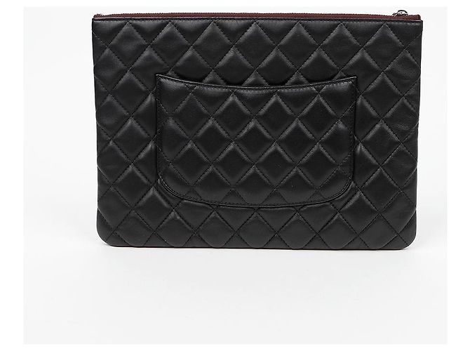 Chanel Classic New Medium Lambskin Clutch Black Silver - vista 4