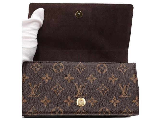 Louis Vuitton Borsa a tracolla e crossbody Lily Monogram Wallet On Chain - vista 7