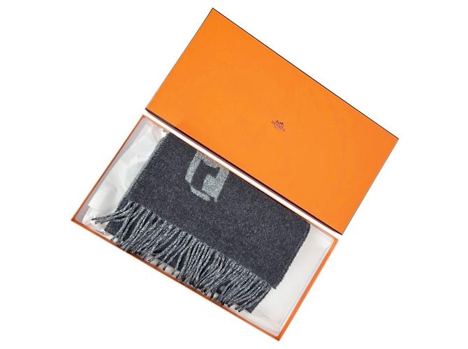 Hermès Sciarpa in cashmere Graphite - vista 13