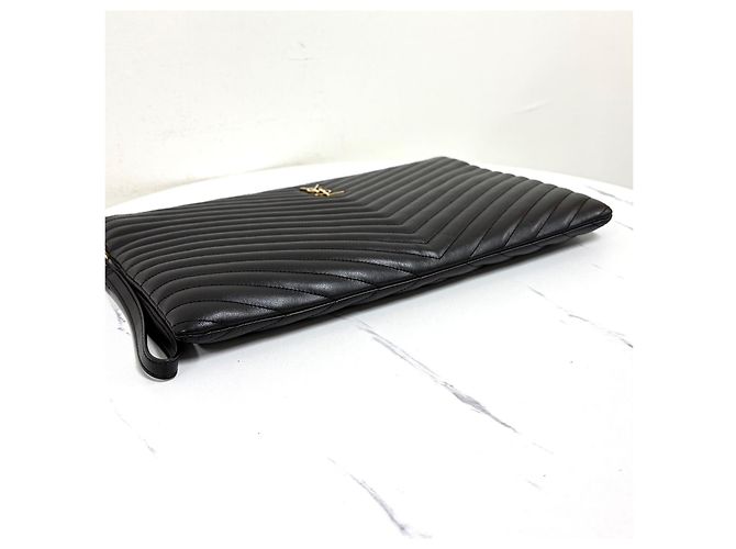 Autre Marque Clutch Monogram Matelassé Black - vista 7