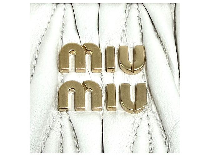 Miu Miu Mini borsa tote e borsa a tracolla in nappa matelassé - vista 9