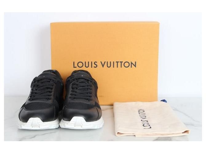 Louis Vuitton Sneakers Monogram Runaway Mesh Black - vista 2