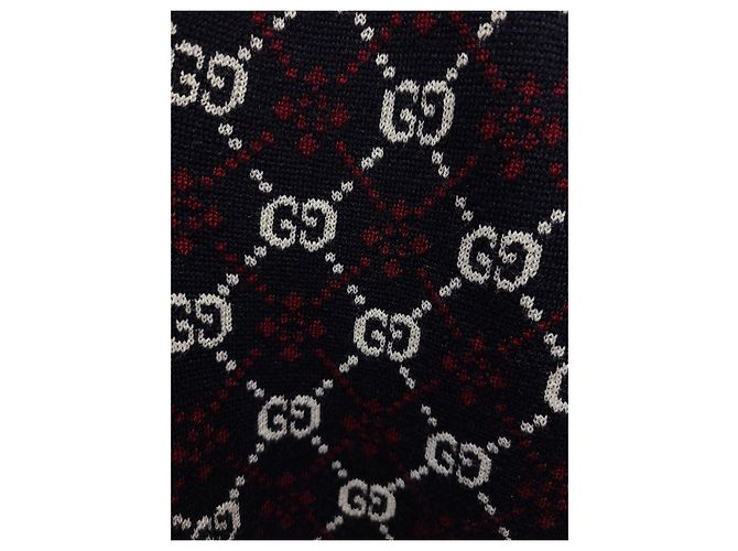 Gucci V-Ausschnitt Wollstrick mit GG Jacquard Diamond Logo - Ansicht 3