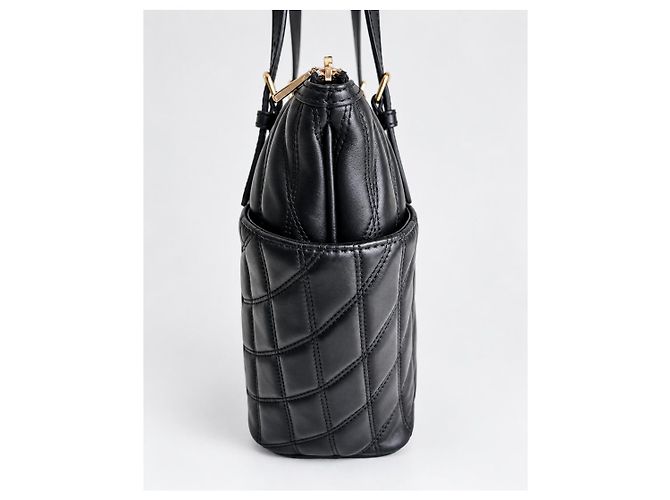 Bally Gesteppte Leder-Schultertasche - Ansicht 12