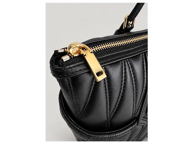 Bally Gesteppte Leder-Schultertasche - Ansicht 15