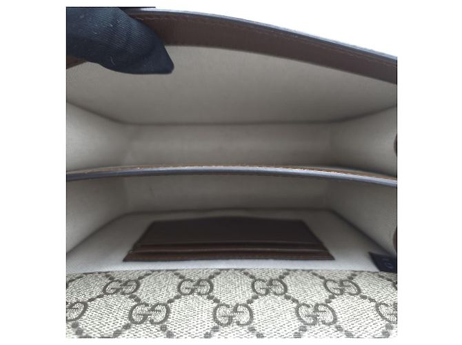 Gucci Mini borsa a tracolla interlocking beige e marrone - vista 24