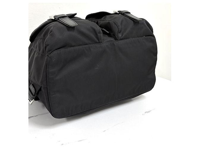 Prada Sac à dos Medium en nylon avec logo triangle Noir - vue 10