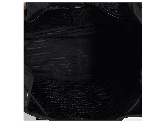 Prada Sac à dos Medium en nylon avec logo triangle Noir - vue 12