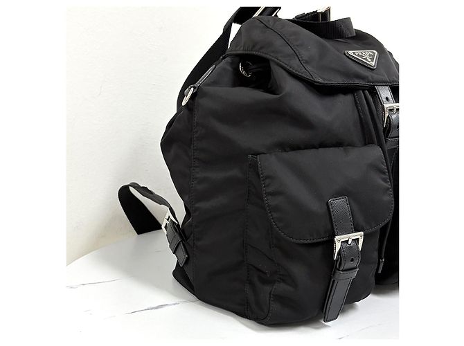 Prada Sac à dos Medium en nylon avec logo triangle Noir - vue 9