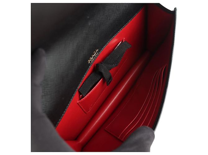Prada Saffiano Lux Mini Schultertasche mit Kette - Ansicht 7