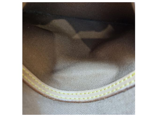 Louis Vuitton Zaino Monogram Montsouris PM - vista 17