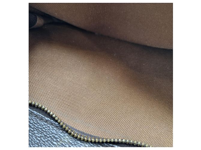 Louis Vuitton Zaino Monogram Montsouris PM - vista 18