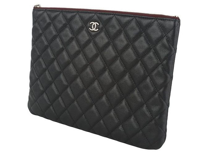 Chanel Clutch Pocket Caviar Plateada Medium - vista 2