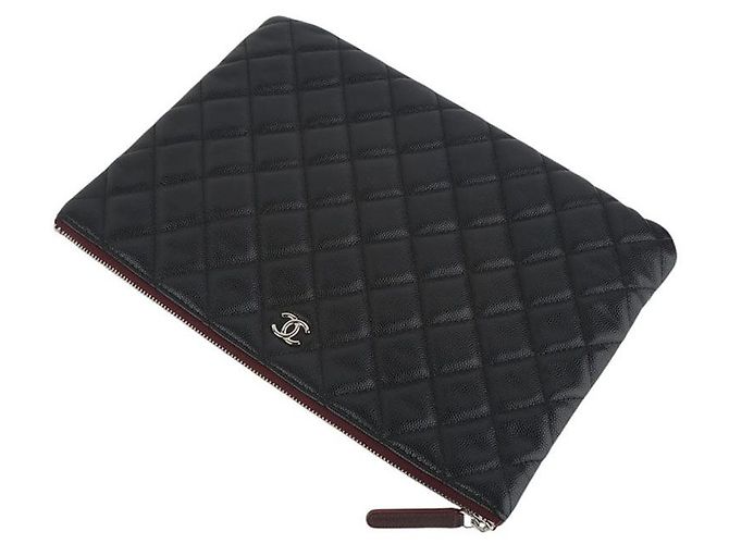 Chanel Clutch Pocket Caviar Plateada Medium - vista 4