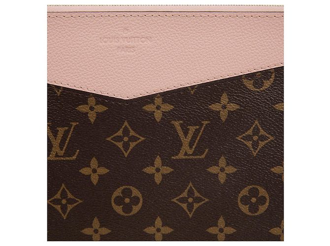 Louis Vuitton Daily Pouch Marrón - vista 2