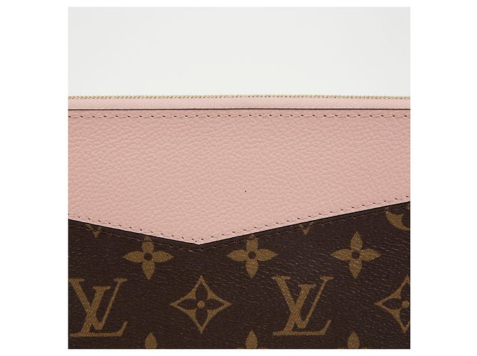 Louis Vuitton Daily Pouch Marrón - vista 4