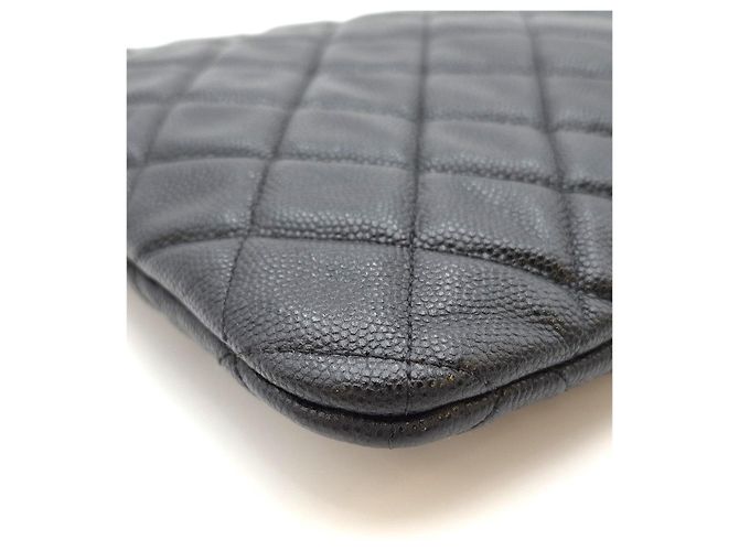 Chanel Classic Clutch New Medium Caviar Series Condition - vista 10
