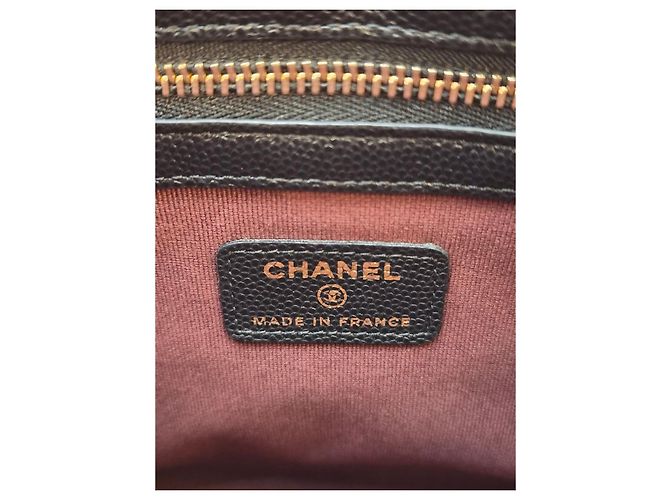 Chanel Classic Clutch New Medium Caviar Series Condition - vista 12