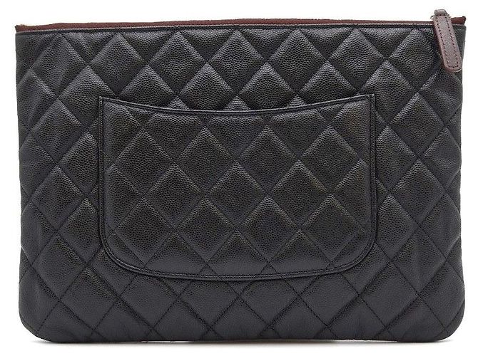 Chanel Classic Clutch New Medium Caviar Series Condition - vista 6