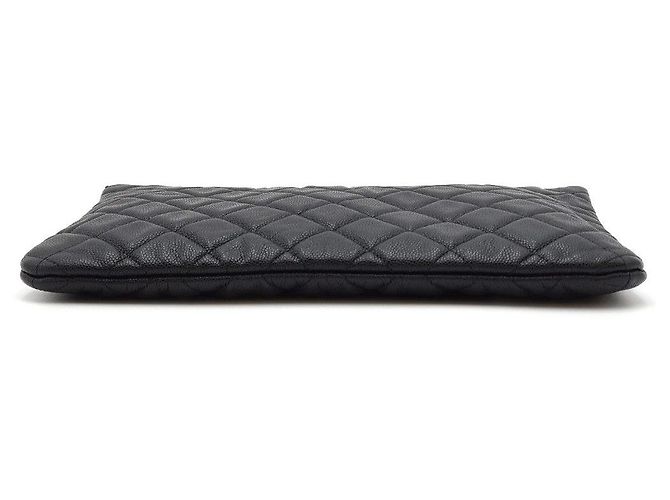 Chanel Classic Clutch New Medium Caviar Series Condition - vista 9
