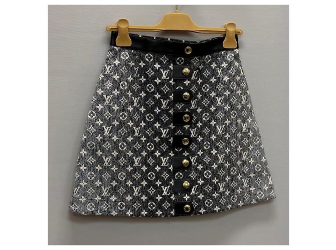 Louis Vuitton Falda de denim Monogram con solapas de botón - vista 3