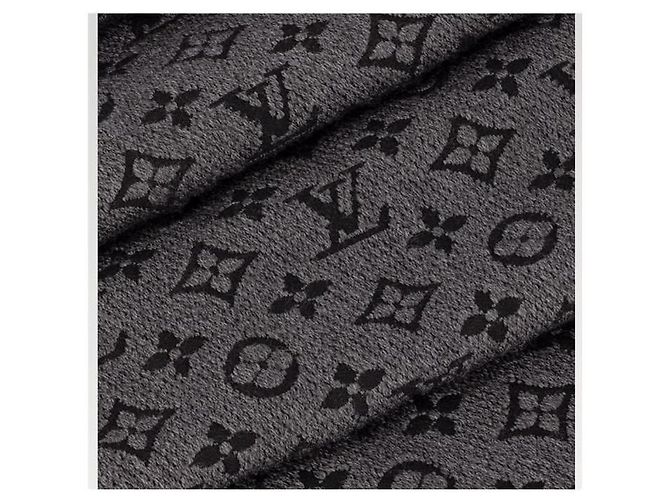 Louis Vuitton Monogram Classic Schal - Ansicht 4