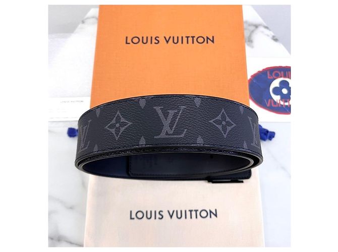 Louis Vuitton Ceinture réversible Monogram Eclipse - vue 2