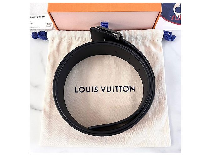 Louis Vuitton Ceinture réversible Monogram Eclipse - vue 3