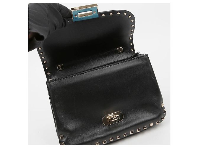 Valentino Rockstud Schultertasche mit Klappe - Ansicht 10