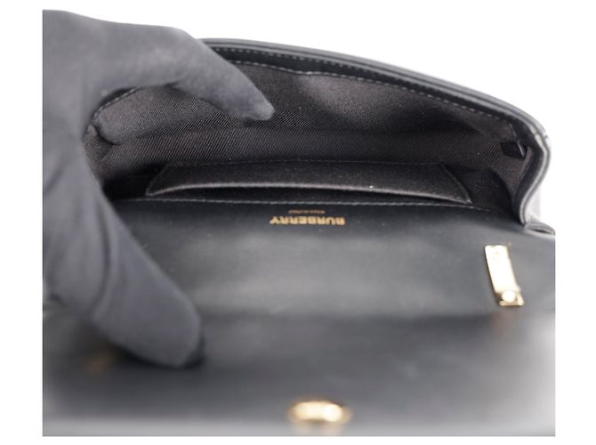 Burberry Mini Borsa Rolla in Pelle Matelassé Nera - vista 8