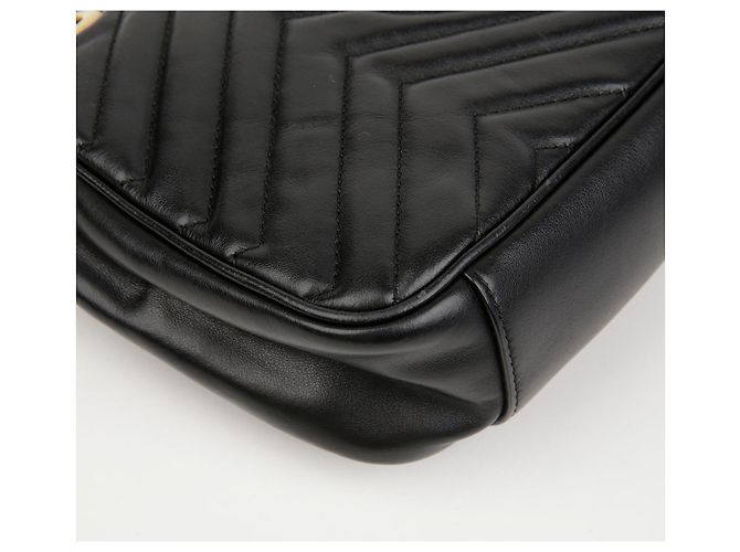 Gucci Borsa a tracolla GG Marmont Small Matelassé Nera - vista 13