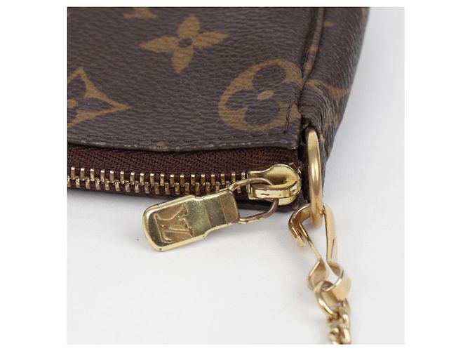 Louis Vuitton Mini Monogram Canvas Pouch - Ansicht 7