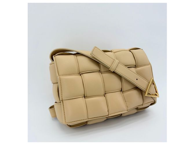 Bottega Veneta Bolsa Cassette em couro acolchoado - vista 3