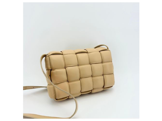 Bottega Veneta Bolsa Cassette em couro acolchoado - vista 4
