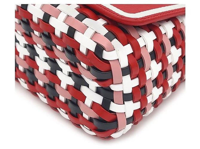 Louis Vuitton Epi Twist PM in pelle rossa - vista 6