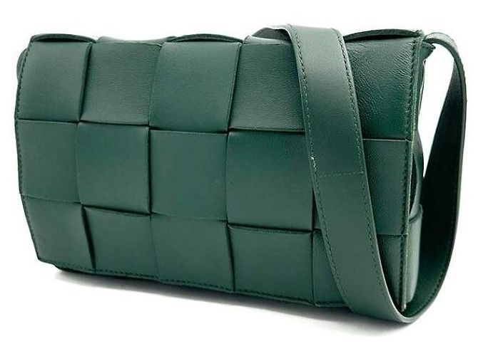 Borsa Bottega Veneta Cassette in mesh verde - vista 2