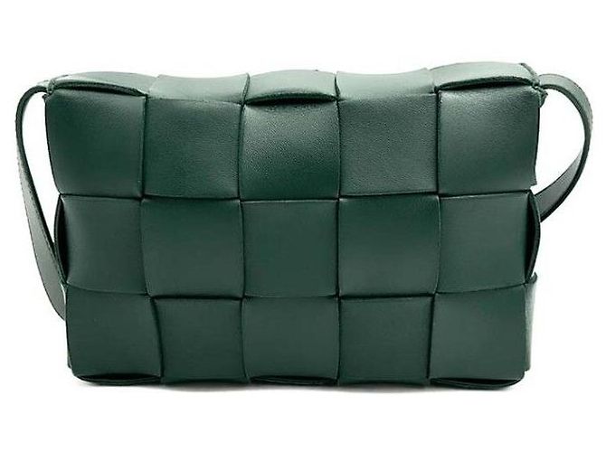 Borsa Bottega Veneta Cassette in mesh verde - vista 4