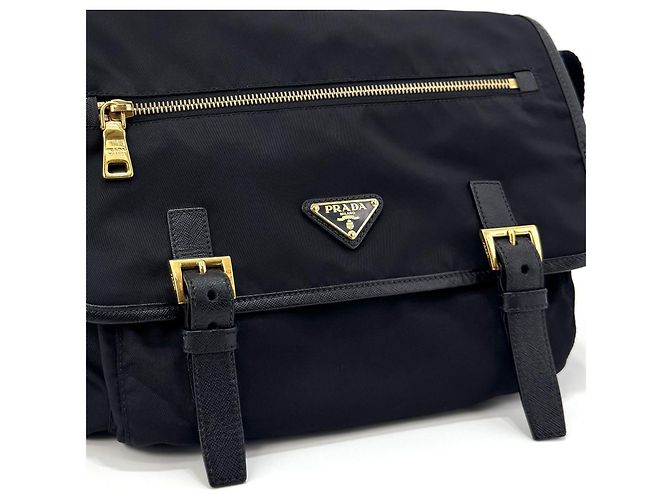 Prada Borsa Messenger Crossbody in Nylon con Logo Triangle Nero - vista 10