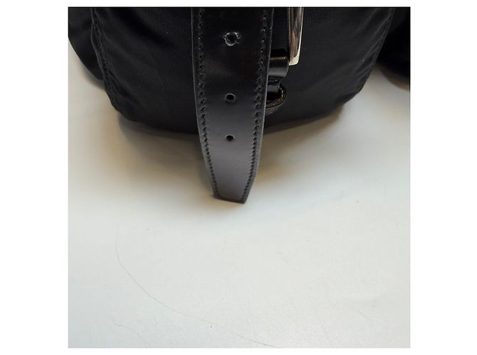 Prada Medium Nylon Rucksack Schwarz - Ansicht 10