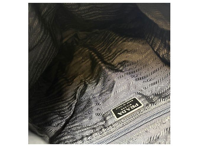 Prada Medium Nylon Rucksack Schwarz - Ansicht 12