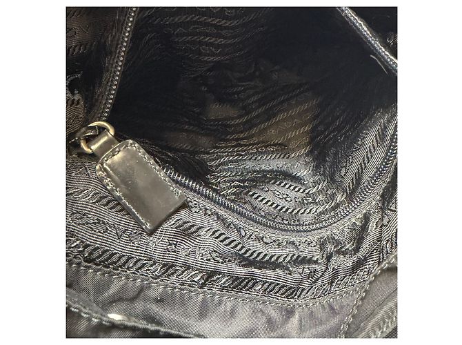 Prada Medium Nylon Rucksack Schwarz - Ansicht 13